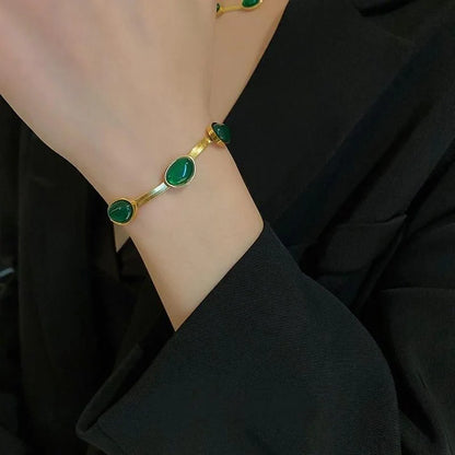 Emerald Luxe Oval Crystal Jewelry Set