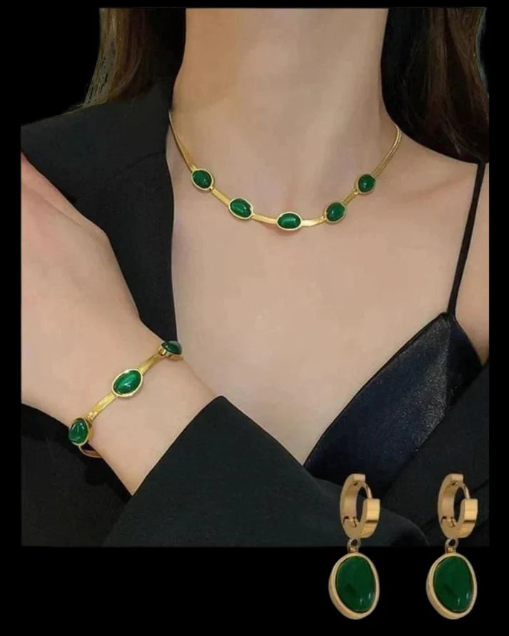 Emerald Luxe Oval Crystal Jewelry Set